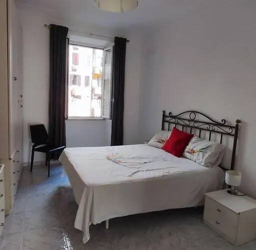 Interno 14 - Re Di Roma