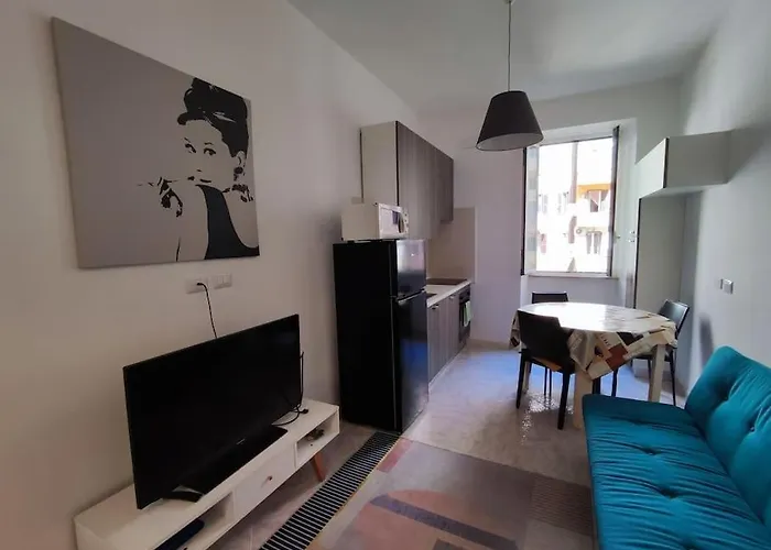 Interno 14 - Re Di Roma